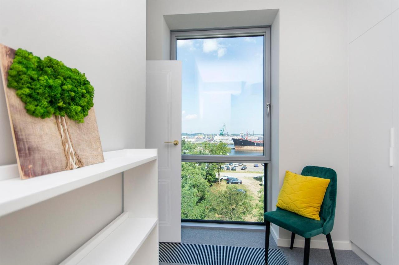 Yacht Park Rentyear Apartments Гдыня Экстерьер фото