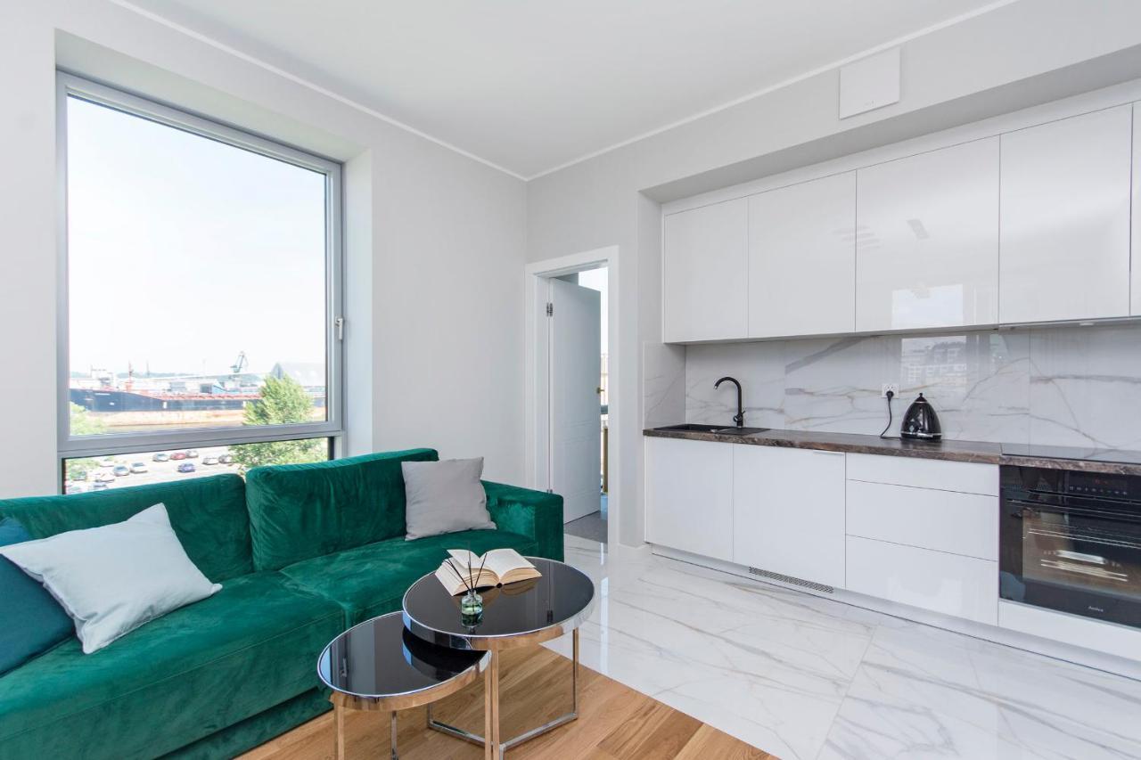 Yacht Park Rentyear Apartments Гдыня Экстерьер фото