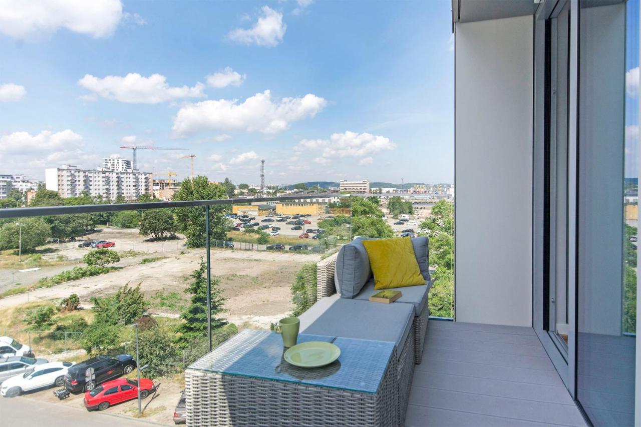 Yacht Park Rentyear Apartments Гдыня Экстерьер фото